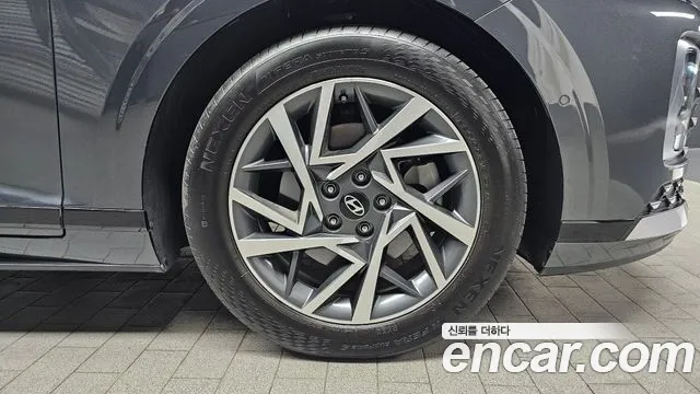 Hyundai Grandeur GN7 — Фото автомобиля 6