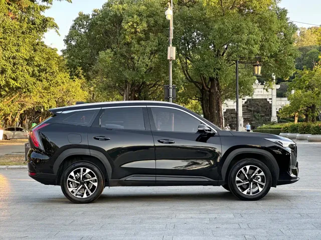 Geely Boyue L — Фото автомобиля 9
