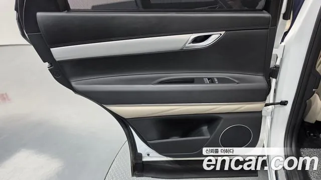 Genesis GV80 — Фото автомобиля 14