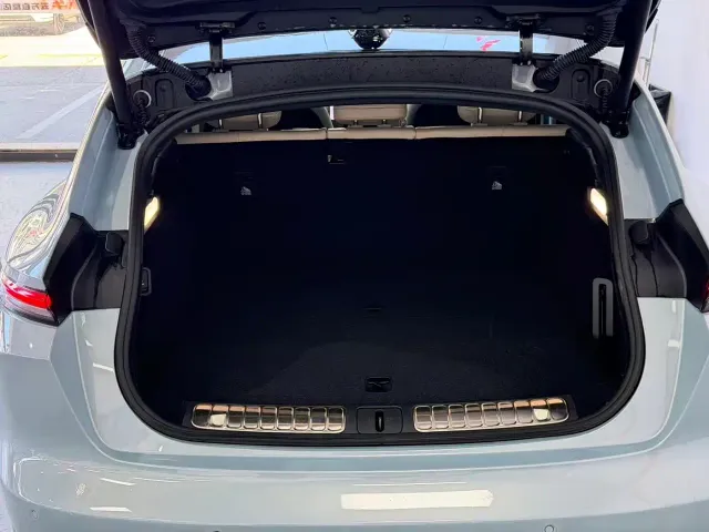 Nio ET5 Touring — Фото автомобиля 20