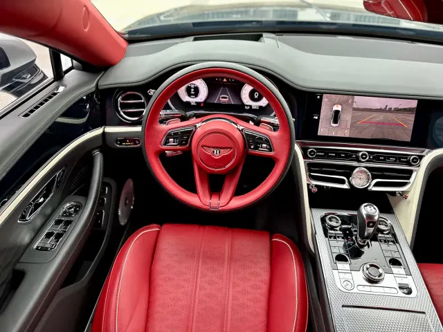 Bentley Flying Spur — Фото автомобиля 7