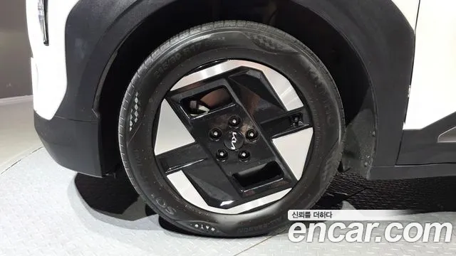 Kia EV3 — Фото автомобиля 5