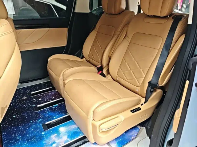 GAC Trumpchi E8 — Фото автомобиля 16