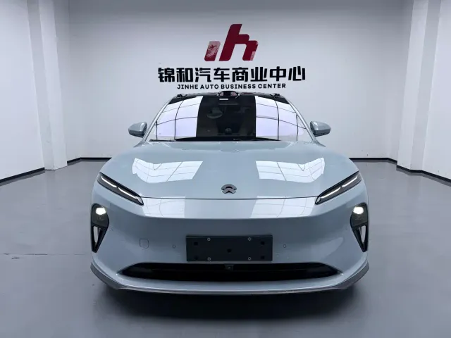 Nio ET5 — Фото автомобиля 2