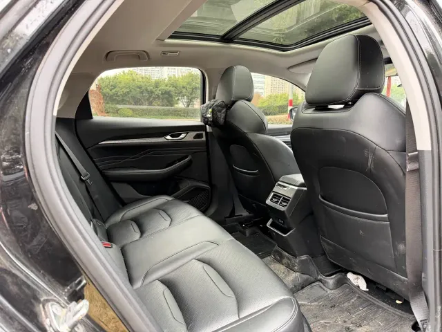 Geely Xingrui — Фото автомобиля 13