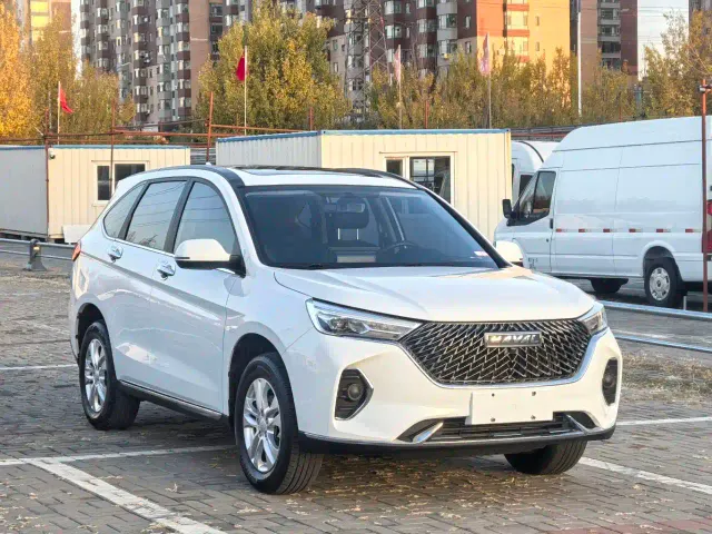 Haval M6 — Фото автомобиля 3