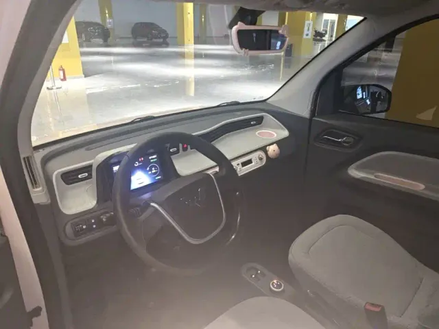 Wuling Hongguang Mini EV — Фото автомобиля 9