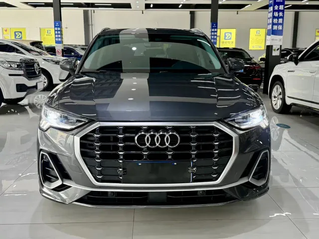 Audi Q3 — Фото автомобиля 2