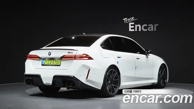 BMW M5 G90 — Фото автомобиля 2