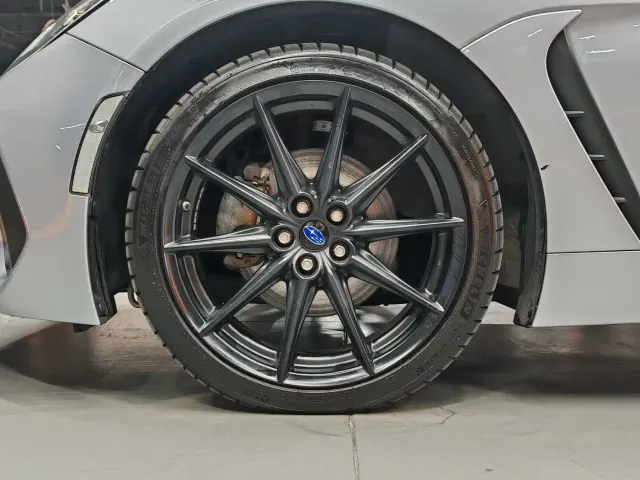 Subaru BRZ — Фото автомобиля 6