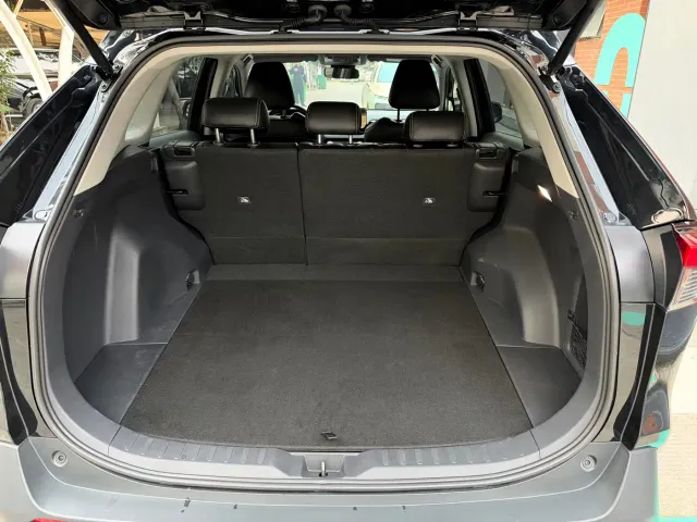 Toyota RAV4 — Фото автомобиля 25