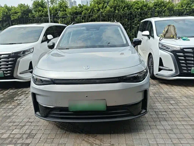 Leapmotor C16 — Фото автомобиля 2