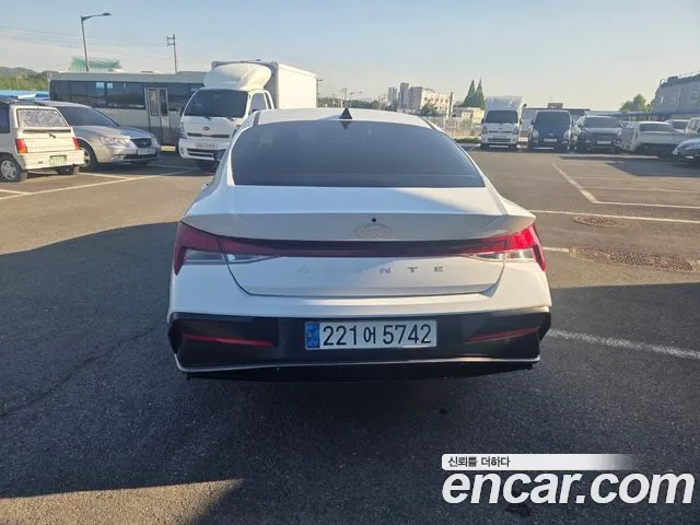 Hyundai AVANTE Новый Avante (CN7) — Фото автомобиля 5
