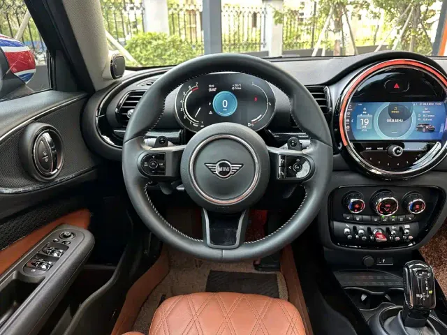 MINI Clubman — Фото автомобиля 8