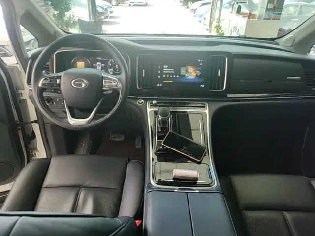 GAC Trumpchi M8 — Фото автомобиля 9