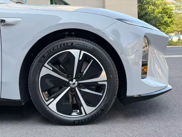 Nio ET5 Touring — Фото автомобиля 8