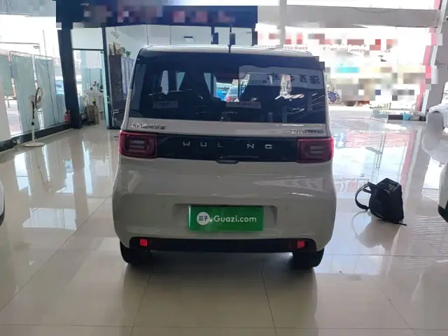 Wuling Hongguang Mini EV — Фото автомобиля 5
