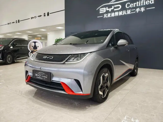 Фотография автомобиля — BYD Dolphin