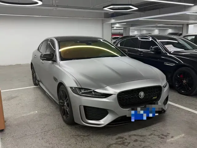 Jaguar XEL — Фото автомобиля 3