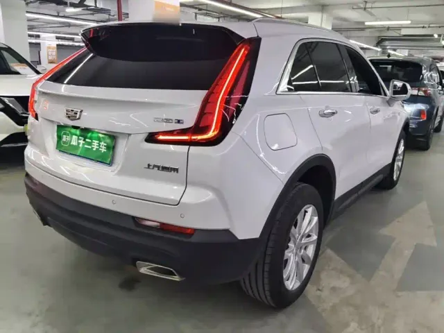 Cadillac XT4 — Фото автомобиля 6
