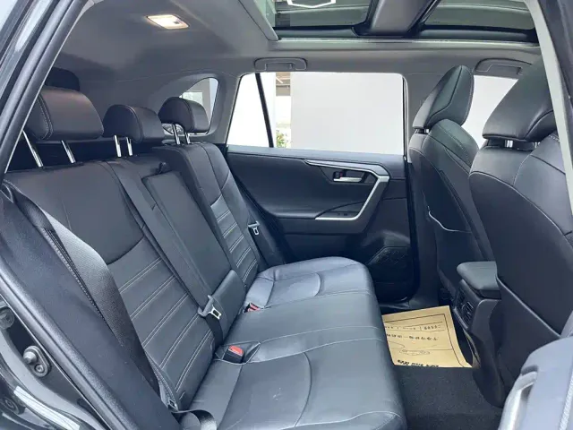 Toyota Wildlander — Фото автомобиля 15