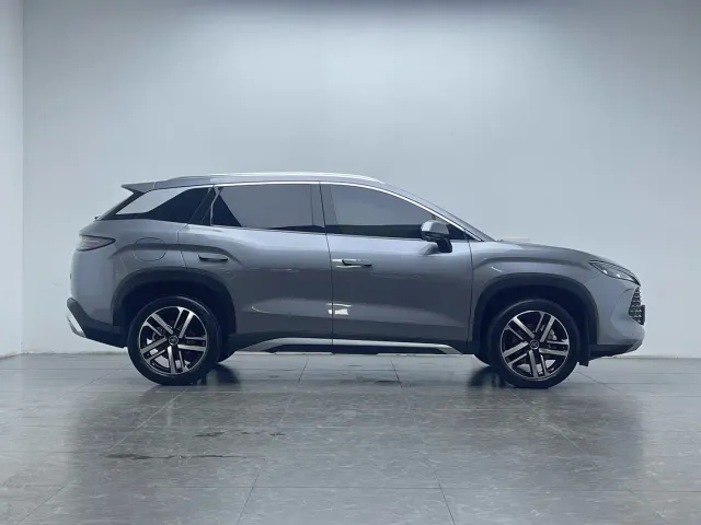 BYD Song L DM-i — Фото автомобиля 9