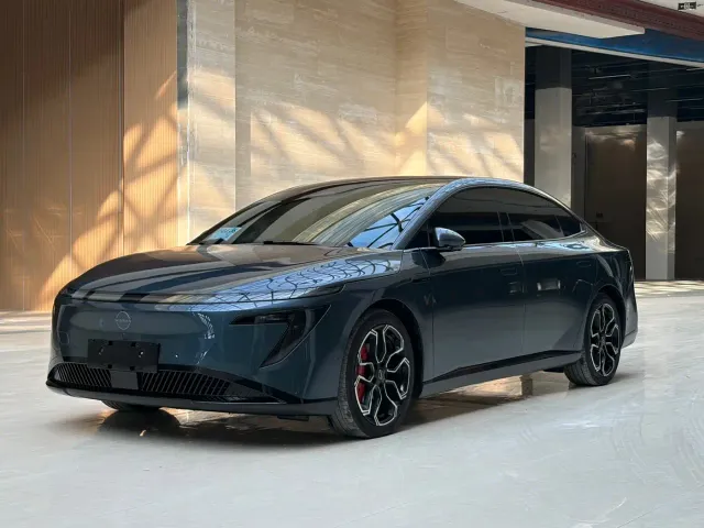 Фотография автомобиля — Nissan N7