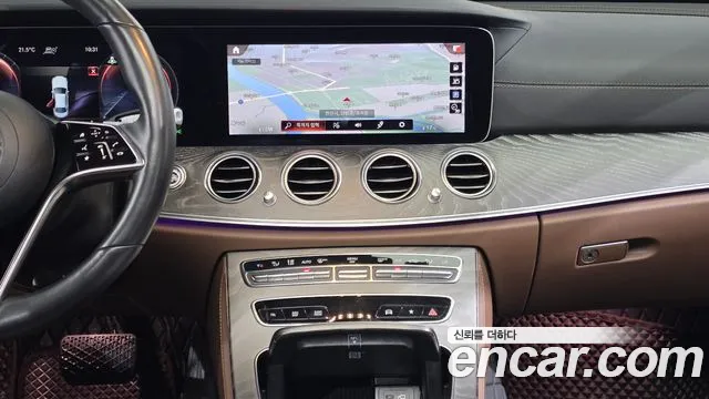 Mercedes-Benz E-Class W213 — Фото автомобиля 19
