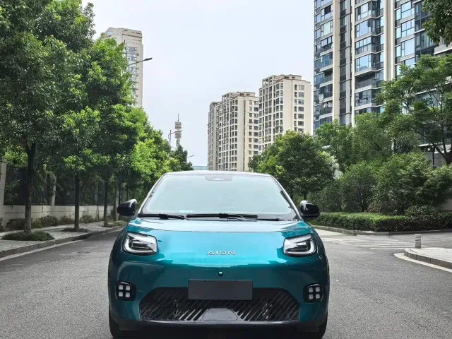 GAC Aion UT — Фото автомобиля 2