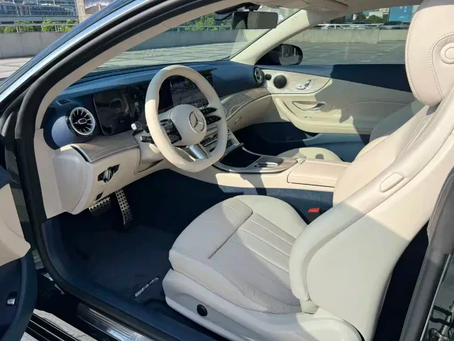 Mercedes-Benz E-Class — Фото автомобиля 7