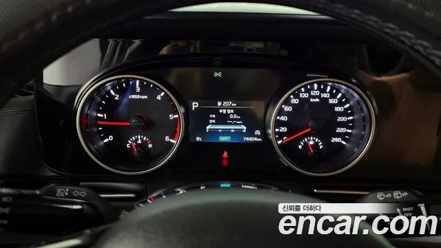Kia Canival Carnival 4 поколение Дизель 9 мест Prestige — Фото автомобиля 8