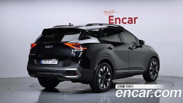 Kia Sportage Sportage 5-е поколение Дизель 2.0 2WD — Фото автомобиля 2