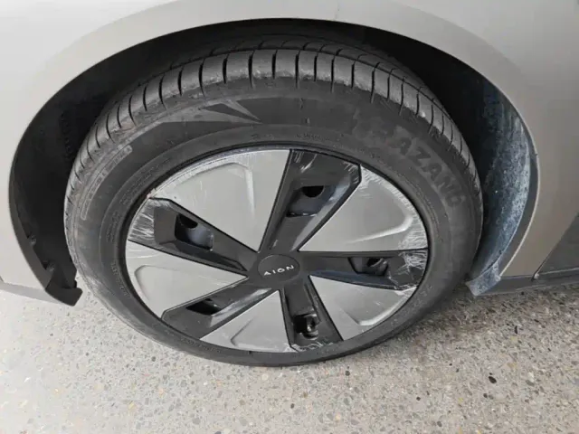 GAC Aion Y — Фото автомобиля 22