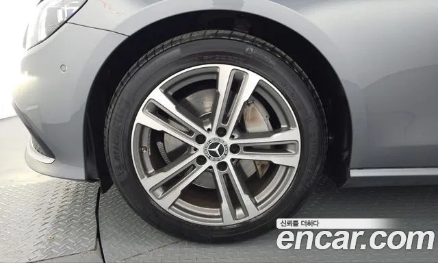 Mercedes-Benz E-Class W213 — Фото автомобиля 5