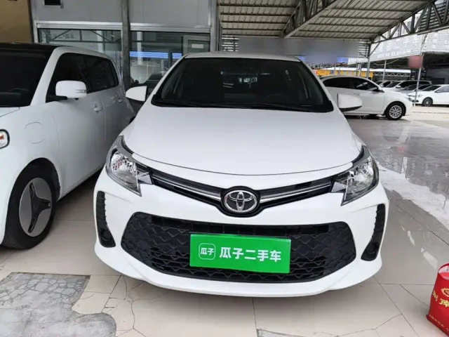 Toyota Vios FS — Фото автомобиля 2