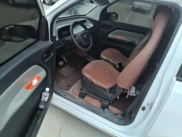 Wuling Hongguang Mini EV — Фото автомобиля 15