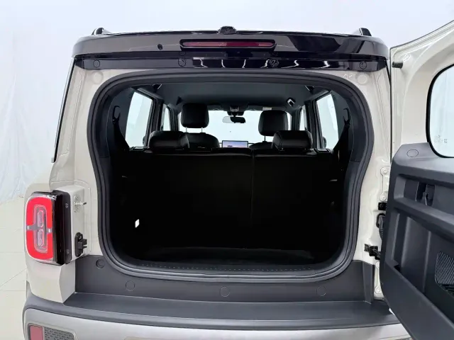 Baojun Yep Plus — Фото автомобиля 14