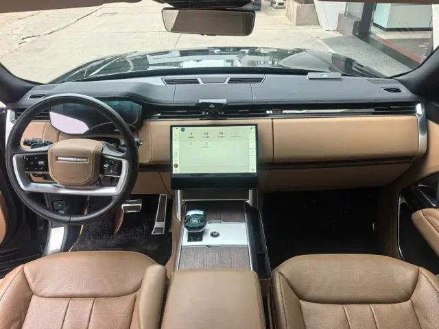Land Rover Range Rover — Фото автомобиля 9