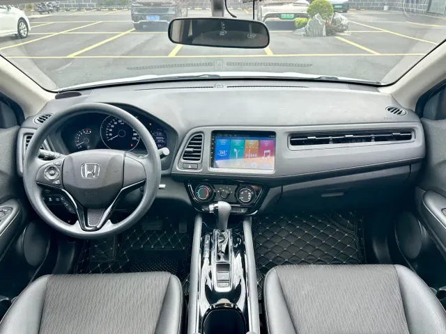 Honda Vezel — Фото автомобиля 16