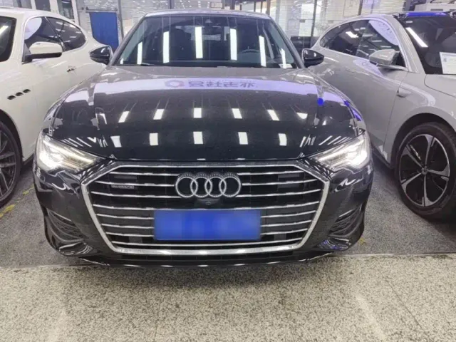 Audi A6L — Фото автомобиля 2