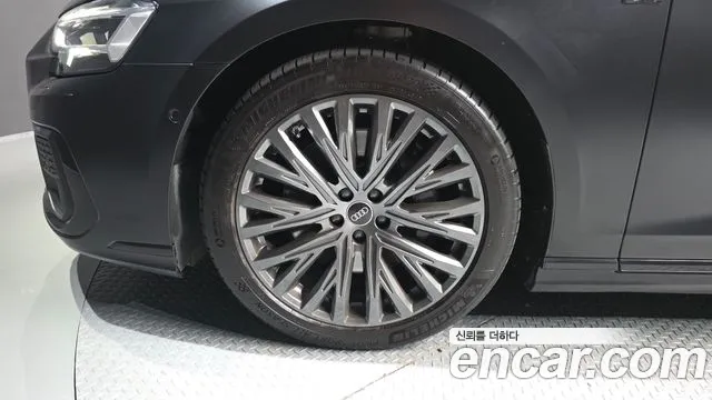 Audi A8 D5 — Фото автомобиля 5