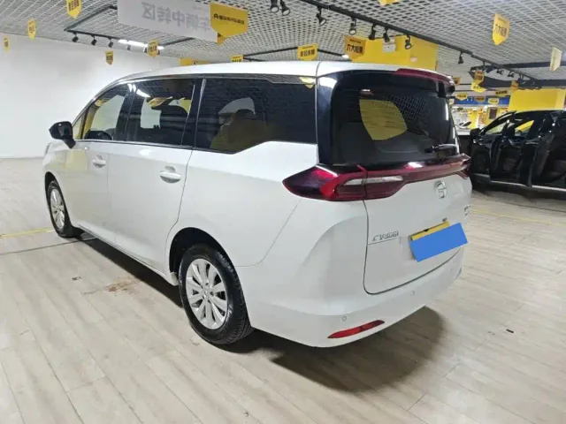 GAC Trumpchi M6 — Фото автомобиля 3