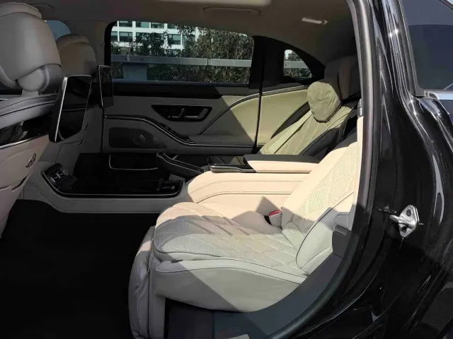Mercedes-Benz Maybach S-Class — Фото автомобиля 8