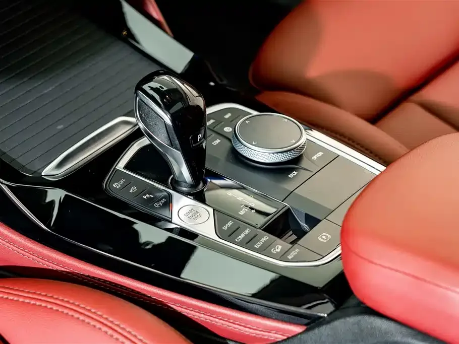 BMW BMW X4 2022 xDrive 30i M Sport Package — Фото автомобиля 11