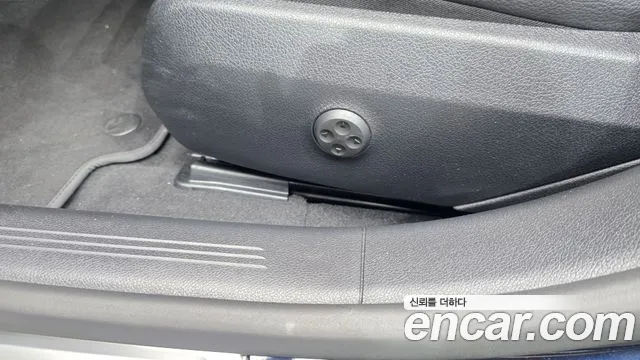 Mercedes-Benz E-Class — Фото автомобиля 26