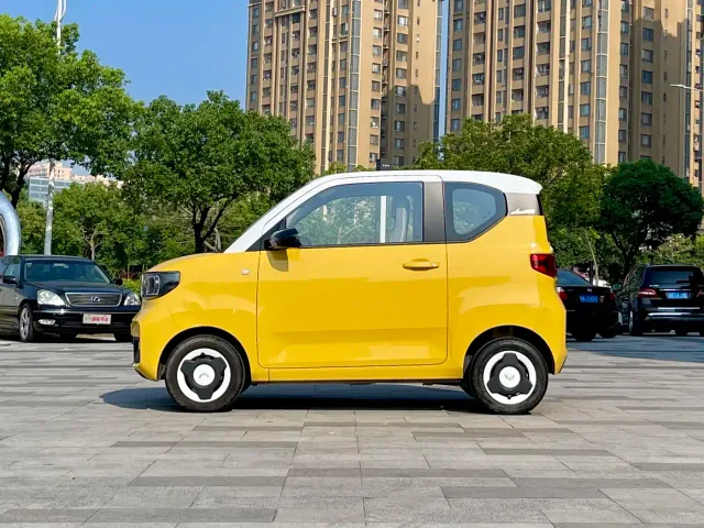 Wuling Hongguang Mini EV — Фото автомобиля 4