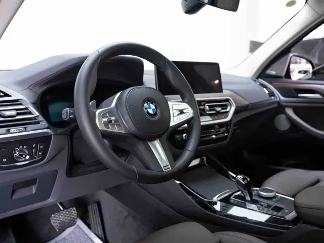 BMW X3 — Фото автомобиля 12