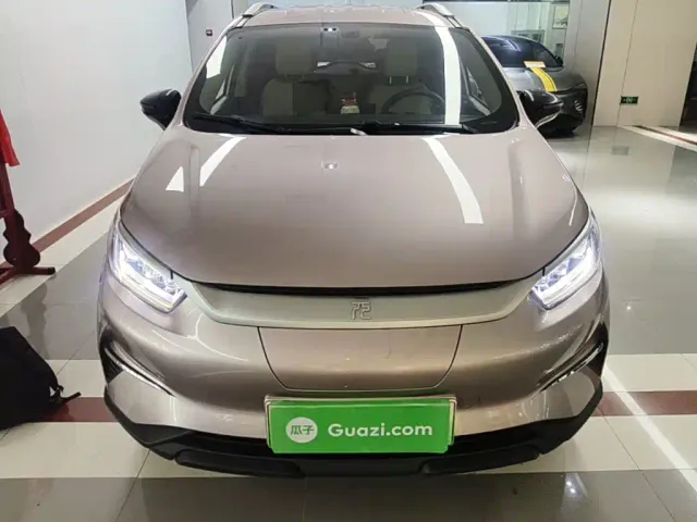 BYD Yuan Pro — Фото автомобиля 2