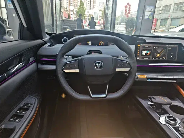 Changan UNI-V — Фото автомобиля 10