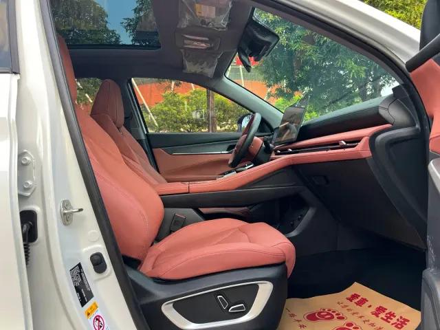 Changan CS75 Plus — Фото автомобиля 18